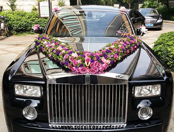 广州結婚租賃勞斯萊斯婚慶轎車出(chū)租_广州租車包(bāo)車用車 首選广州現(xiàn)达(dá)租車公(gōng)司