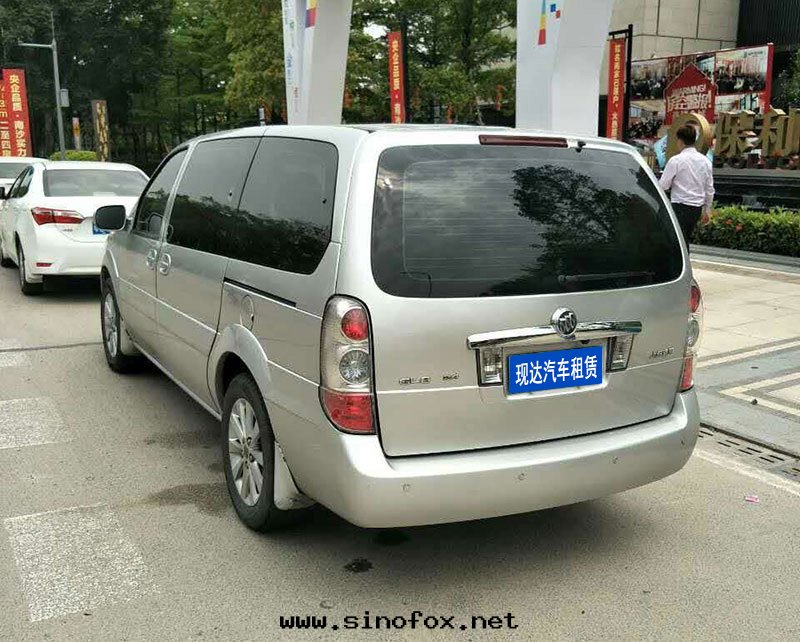 广州經(jīng)濟便宜出(chū)租經(jīng)典款7座别克(kè)GL8商務(wù)車租賃_广州租車包(bāo)車用車 首選广州現(xiàn)达(dá)租車公(gōng)司