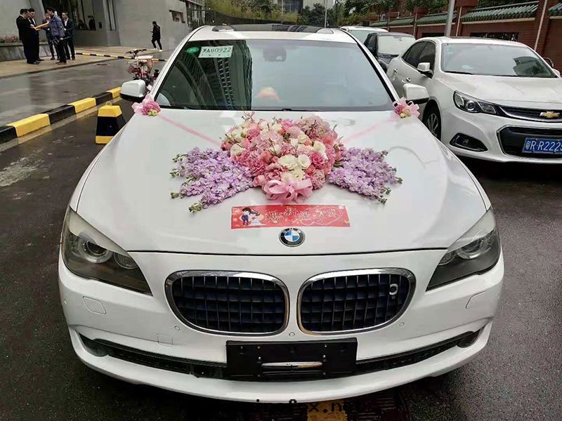 广州婚禮租賃寶(bǎo)馬7系(xì)730740Li婚慶租車_广州租車包(bāo)車用車 首選广州現(xiàn)达(dá)租車公(gōng)司