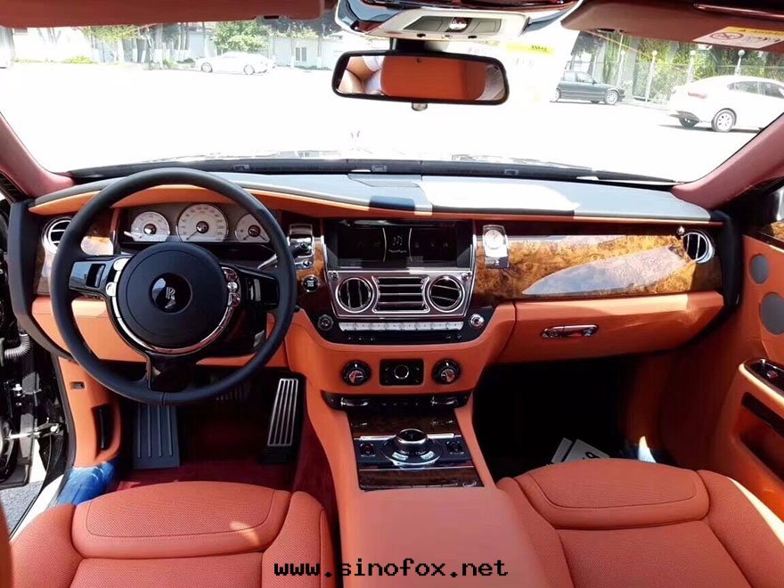 广州哪里(lǐ)有(yǒu)豪華高(gāo)端勞斯萊斯幻影古斯特(tè)高(gāo)檔頂級轎車出(chū)租一(yī)天(tiān)多(duō)少(shǎo)錢(qián)_广州租車包(bāo)車 首選广州現(xiàn)达(dá)汽車租賃公(gōng)司