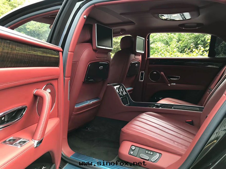 广州配带(dài)司機(jī)出(chū)租新(xīn)款5座豪華高(gāo)檔賓利飛驰慕尚轎車包(bāo)一(yī)天(tiān)费用_广州租車包(bāo)車用車 首選广州現(xiàn)达(dá)汽車租賃公(gōng)司