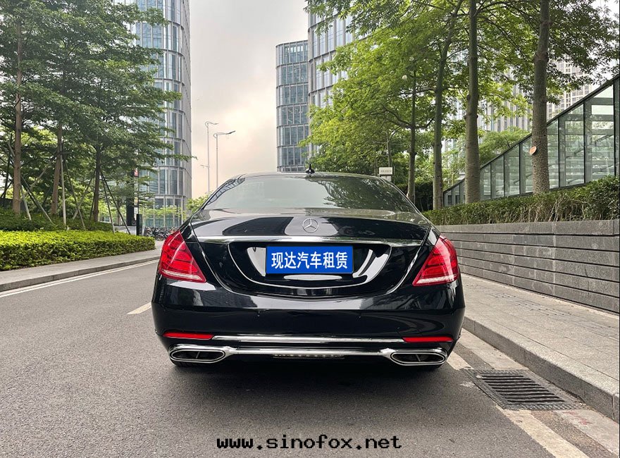 广州哪里(lǐ)有(yǒu)配带(dài)司機(jī)租奔驰S450邁巴赫S600出(chū)租豪華轎車高(gāo)端商務(wù)接待包(bāo)一(yī)天(tiān)费用_广州租車包(bāo)車用車 首選广州現(xiàn)达(dá)汽車租賃公(gōng)司