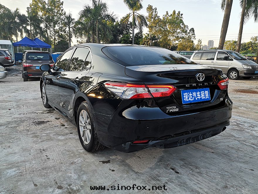 广州租車自(zì)駕配带(dài)司機(jī)长(cháng)期(qī)出(chū)租豐田(tián)凱美(měi)瑞5座B級中(zhōng)檔轎車年(nián)租费用_广州包(bāo)車用車 首選广州現(xiàn)达(dá)汽車租賃公(gōng)司