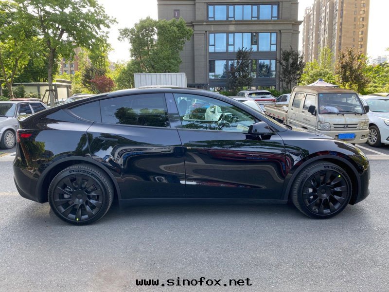 广州租車哪里(lǐ)有(yǒu)出(chū)租特(tè)斯拉Model y純電(diàn)動(dòng)越野跑車自(zì)駕租毛(máo)豆Y包(bāo)天(tiān)多(duō)少(shǎo)錢(qián)_广州租車包(bāo)車 首選广州現(xiàn)达(dá)汽車租賃公(gōng)司