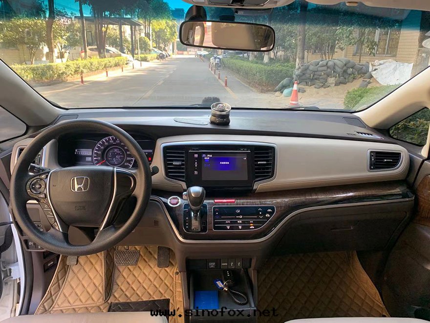 广州市(shì)哪里(lǐ)有(yǒu)可(kě)以(yǐ)租7人(rén)座商務(wù)車一(yī)天(tiān)多(duō)少(shǎo)錢(qián),带(dài)司機(jī)出(chū)租奧德賽七(qī)座商務(wù)包(bāo)天(tiān)_广州租車包(bāo)車用車 首選广州現(xiàn)达(dá)租車公(gōng)司