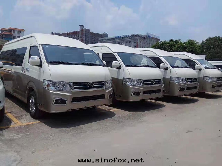 广州带(dài)司機(jī)出(chū)租15座小巴車,哪里(lǐ)有(yǒu)十(shí)五(wǔ)座豐田(tián)海(hǎi)獅中(zhōng)巴車包(bāo)天(tiān)_广州租車包(bāo)車用車 首選广州現(xiàn)达(dá)租車公(gōng)司