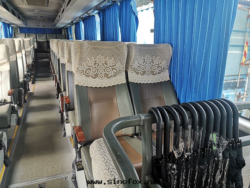 广東(dōng)省(shěng)广州遊玩配带(dài)司機(jī)出(chū)租50多(duō)人(rén)座市(shì)际带(dài)證大(dà)巴旅遊客車包(bāo)天(tiān)_广州租車包(bāo)車 首選广州現(xiàn)达(dá)汽車租賃公(gōng)司