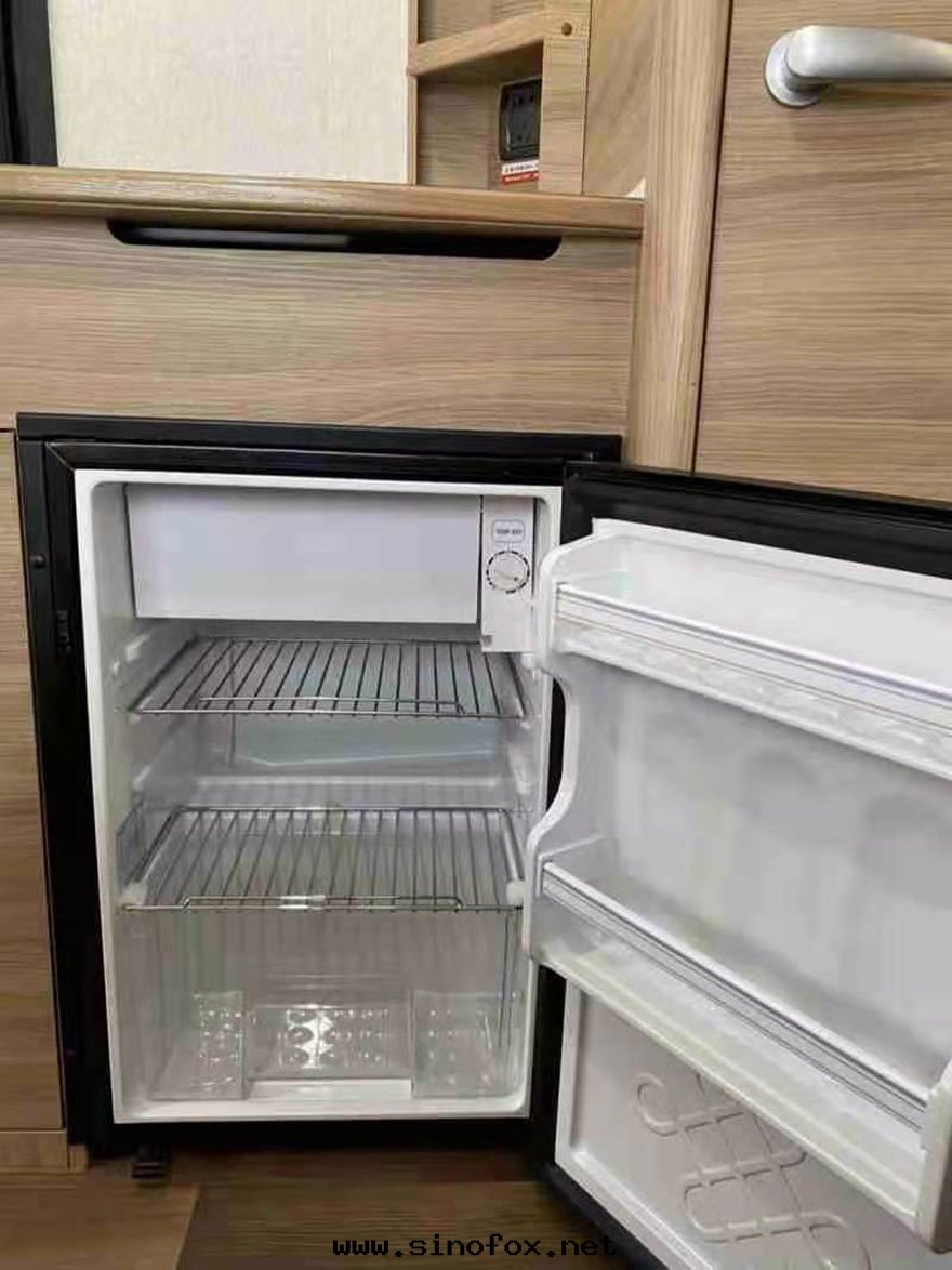 广東(dōng)省(shěng)广州市(shì)哪里(lǐ)有(yǒu)配带(dài)司機(jī)随駕自(zì)駕依維柯房(fáng)車出(chū)租一(yī)天(tiān)多(duō)少(shǎo)錢(qián)_广州租車遊玩包(bāo)車用車 首選广州現(xiàn)达(dá)汽車租賃公(gōng)司