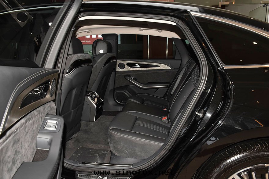 广州租車哪里(lǐ)有(yǒu)自(zì)駕随駕带(dài)司機(jī)出(chū)租紅(hóng)旗(qí)H9轎車租一(yī)天(tiān)多(duō)少(shǎo)錢(qián)_广州包(bāo)車用車 首選广州現(xiàn)达(dá)汽車租賃公(gōng)司