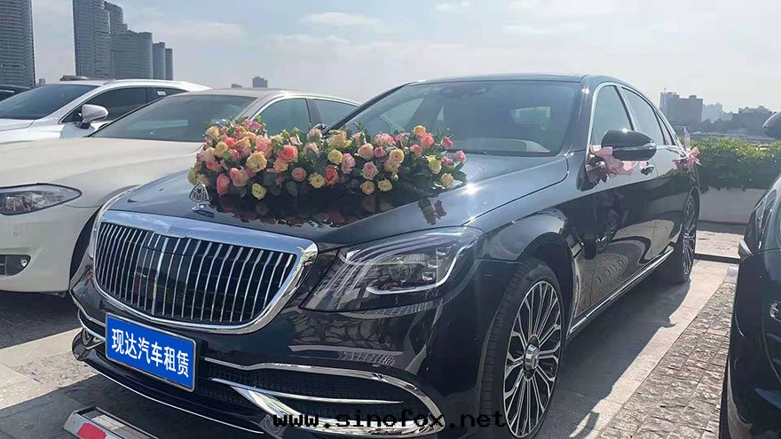 广州哪里(lǐ)有(yǒu)出(chū)租奔驰S450S500?,广州租邁巴赫婚慶花(huā)車車隊_广州租車包(bāo)車用車 首選广州現(xiàn)达(dá)租車公(gōng)司