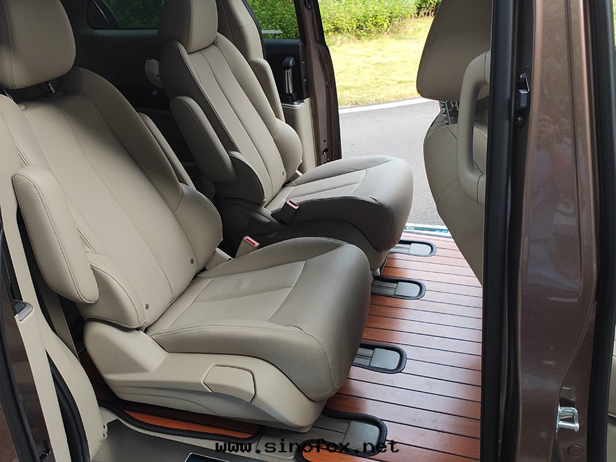 广州租車公(gōng)司带(dài)司機(jī)出(chū)租7座别克(kè)GL8商務(wù)車包(bāo)年(nián)租月租,在(zài)广州租一(yī)台(tái)别克(kè)商務(wù)gl8多(duō)少(shǎo)錢(qián)一(yī)天(tiān)?_广州租車包(bāo)車用車 首選广州現(xiàn)达(dá)租車公(gōng)司