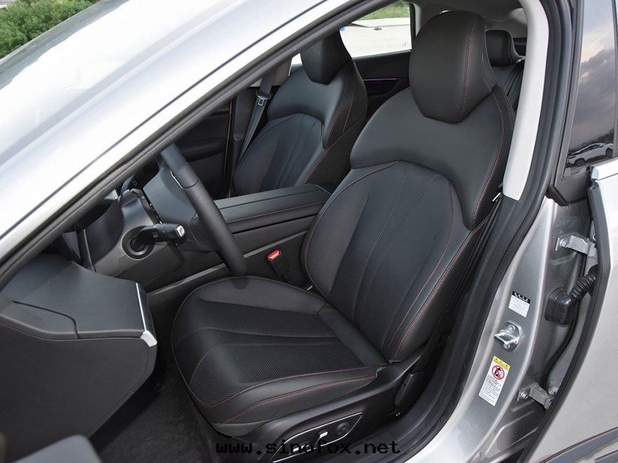 广州哪里(lǐ)有(yǒu)出(chū)租自(zì)駕小鵬P7,月租年(nián)租純電(diàn)車一(yī)天(tiān)多(duō)少(shǎo)錢(qián)_广州租車包(bāo)車用車 首選广州現(xiàn)达(dá)汽車租賃公(gōng)司