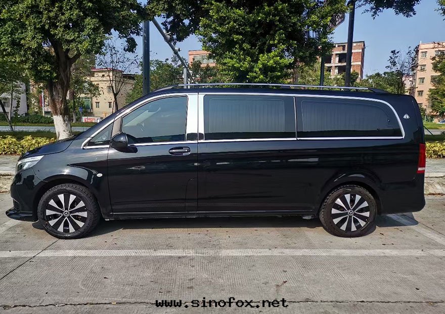 广東(dōng)广州市(shì)區(qū)活動(dòng)接待配带(dài)司機(jī)租高(gāo)檔奔驰威霆豪華7人(rén)座商務(wù)車隊24小时(shí)出(chū)租包(bāo)天(tiān)_广州汽車租賃 首選現(xiàn)达(dá)租車公(gōng)司平台(tái)