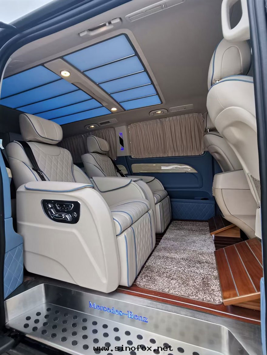 广東(dōng)广州市(shì)區(qū)活動(dòng)接待配带(dài)司機(jī)租高(gāo)檔奔驰威霆豪華7人(rén)座商務(wù)車隊24小时(shí)出(chū)租包(bāo)天(tiān)_广州汽車租賃 首選現(xiàn)达(dá)租車公(gōng)司平台(tái)