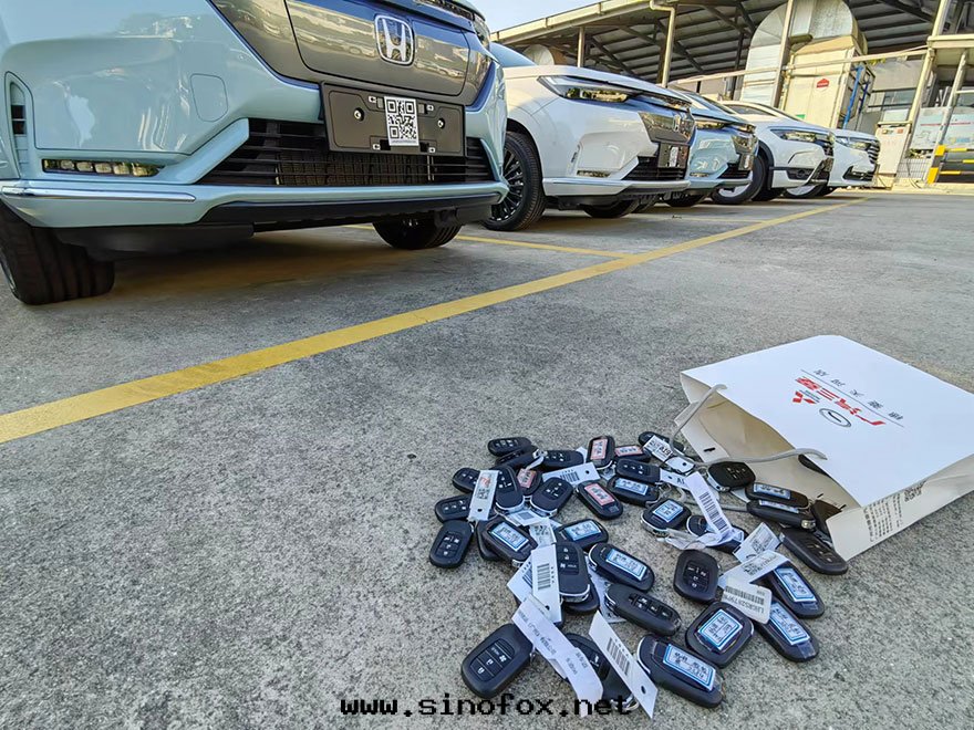 广州哪里(lǐ)有(yǒu)出(chū)租本(běn)田(tián)e:NP1(极(jí)湃1)純電(diàn)動(dòng)SUV轎車自(zì)駕长(cháng)租一(yī)年(nián)多(duō)少(shǎo)錢(qián)_广州租車包(bāo)車用車 首選广州現(xiàn)达(dá)汽車租賃公(gōng)司