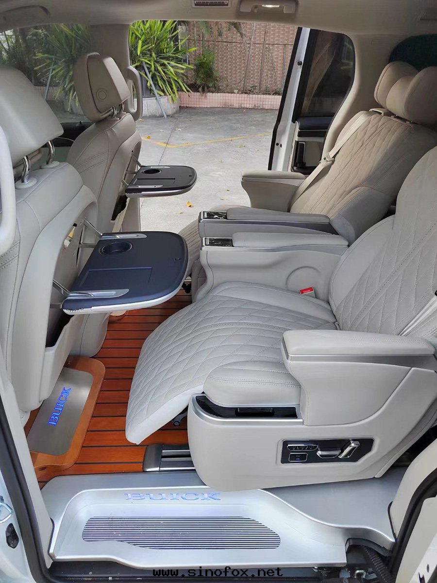 广州市(shì)配带(dài)司機(jī)上(shàng)下(xià)班(bān)租車最(zuì)新(xīn)款别克(kè)商務(wù)GL8陸尊(zūn)653T包(bāo)年(nián)长(cháng)租自(zì)駕_广州租車 首選广州現(xiàn)达(dá)汽車租賃公(gōng)司