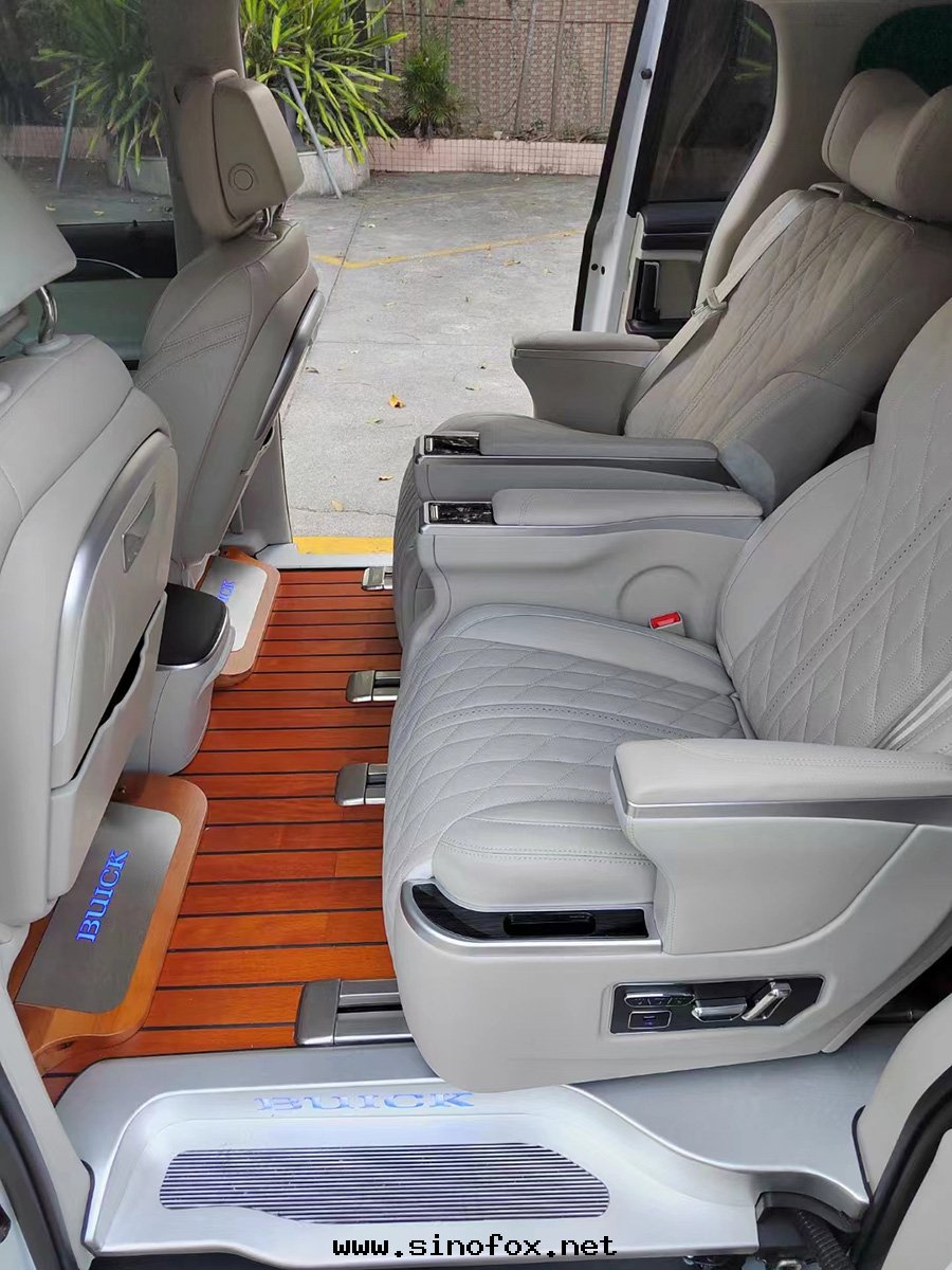 广州市(shì)配带(dài)司機(jī)上(shàng)下(xià)班(bān)租車最(zuì)新(xīn)款别克(kè)商務(wù)GL8陸尊(zūn)653T包(bāo)年(nián)长(cháng)租自(zì)駕_广州租車 首選广州現(xiàn)达(dá)汽車租賃公(gōng)司