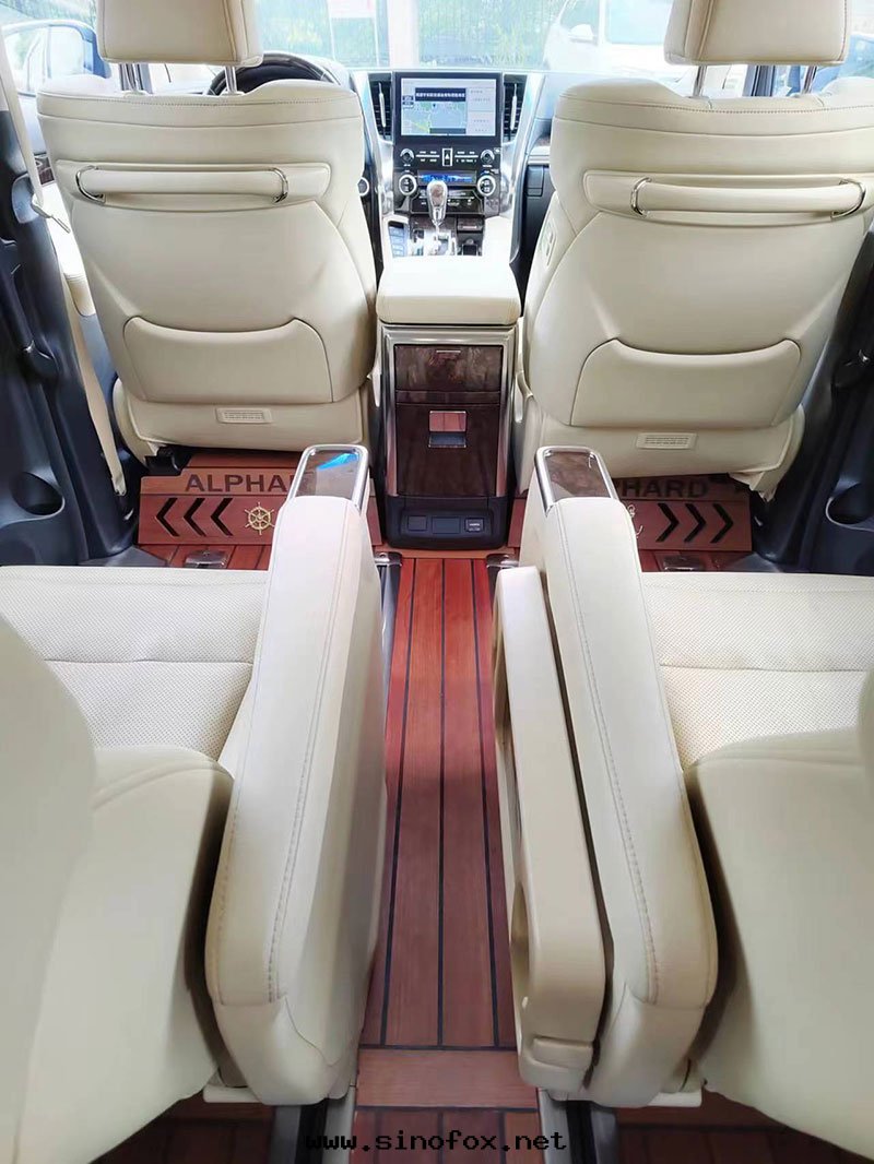 广州出(chū)租阿爾法商務(wù)車带(dài)司機(jī)包(bāo)天(tiān)费用,广東(dōng)明(míng)星(xīng)演唱会(huì)接待别克(kè)GL8包(bāo)車_广州租車 首選广州現(xiàn)达(dá)租車公(gōng)司