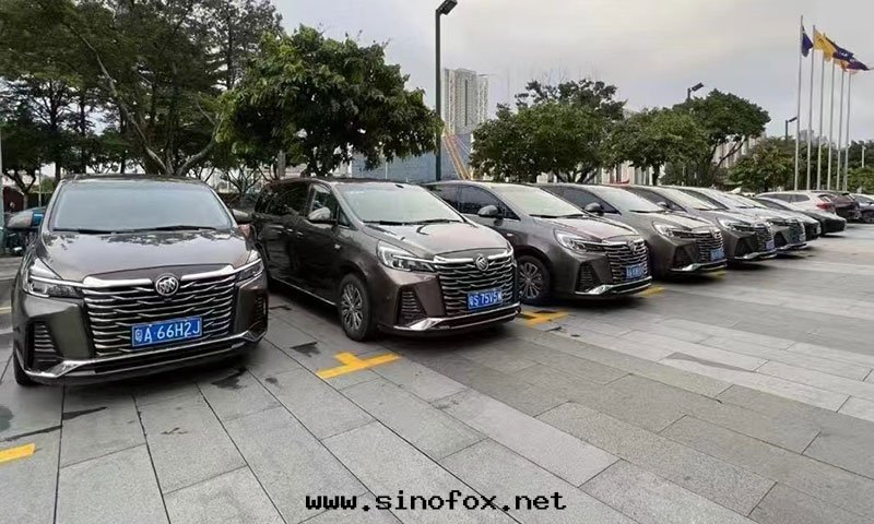 广州2024中(zhōng)國(guó)移動(dòng)全(quán)球合作(zuò)夥伴大(dà)会(huì)别克(kè)GL8商務(wù)車出(chū)租_广州带(dài)司機(jī)包(bāo)車 首選現(xiàn)达(dá)商務(wù)租車公(gōng)司