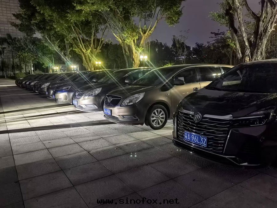 广州慶典活動(dòng)考斯特(tè)中(zhōng)巴别克(kè)GL8商務(wù)車配带(dài)司機(jī)自(zì)駕包(bāo)車_广州租車 首選現(xiàn)达(dá)汽車租賃公(gōng)司