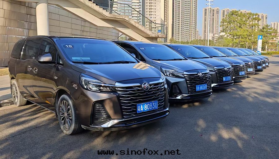 广東(dōng)广州带(dài)司機(jī)出(chū)租别克(kè)GL8豐田(tián)埃爾法考斯特(tè)中(zhōng)巴商務(wù)車_广州租車 首選現(xiàn)达(dá)汽車租賃公(gōng)司