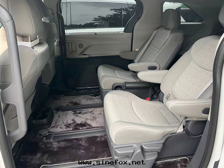 广州自(zì)駕长(cháng)期(qī)年(nián)租豐田(tián)塞納7座格瑞維亞商務(wù)車月出(chū)租多(duō)少(shǎo)錢(qián)_广州租車包(bāo)車用車 首選广州現(xiàn)达(dá)汽車租賃公(gōng)司