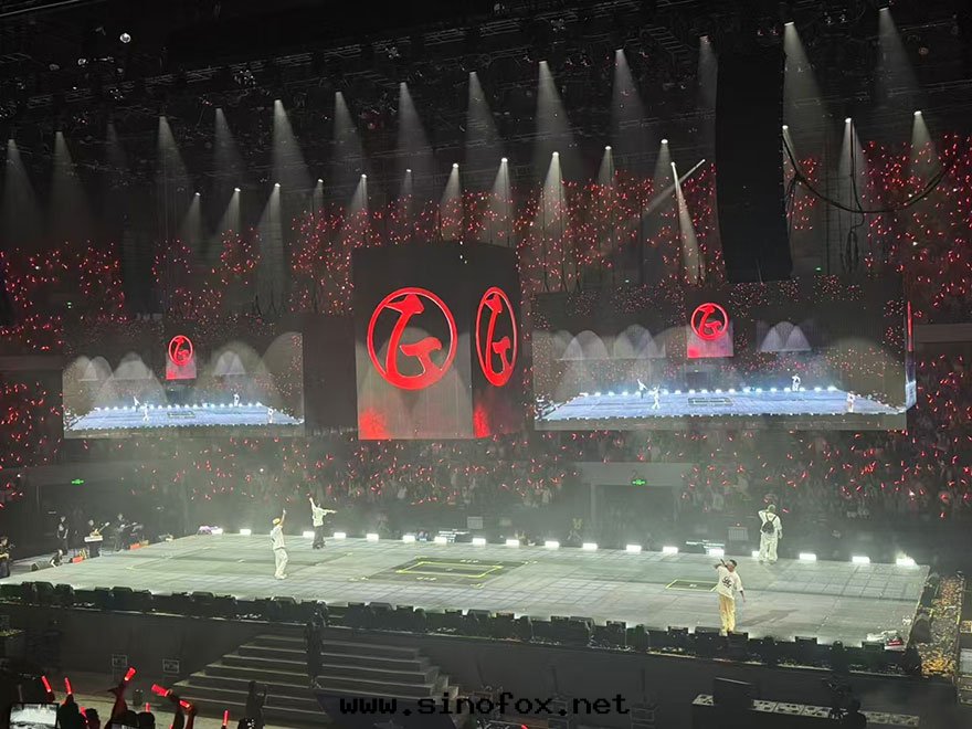 广東(dōng)深圳广州演唱会(huì)租車配带(dài)司機(jī)中(zhōng)巴商務(wù)專業車隊出(chū)租_广州用車 首選現(xiàn)达(dá)汽車租賃公(gōng)司