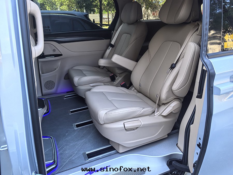 广州新(xīn)款7座别克(kè)GL8商務(wù)車自(zì)駕出(chū)租配带(dài)司機(jī)包(bāo)車费用_广州租車 首選广州現(xiàn)达(dá)汽車租賃公(gōng)司