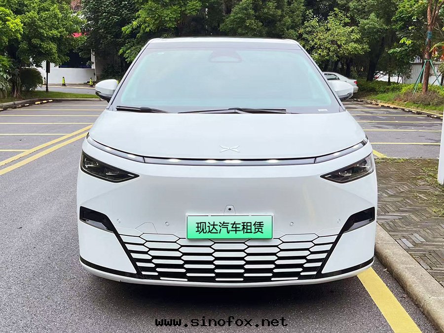 广州自(zì)駕出(chū)租小鵬X9純電(diàn)動(dòng)7座商務(wù)車租金(jīn)多(duō)少(shǎo)錢(qián)_广州租車包(bāo)車用車 首選广州現(xiàn)达(dá)汽車租賃公(gōng)司